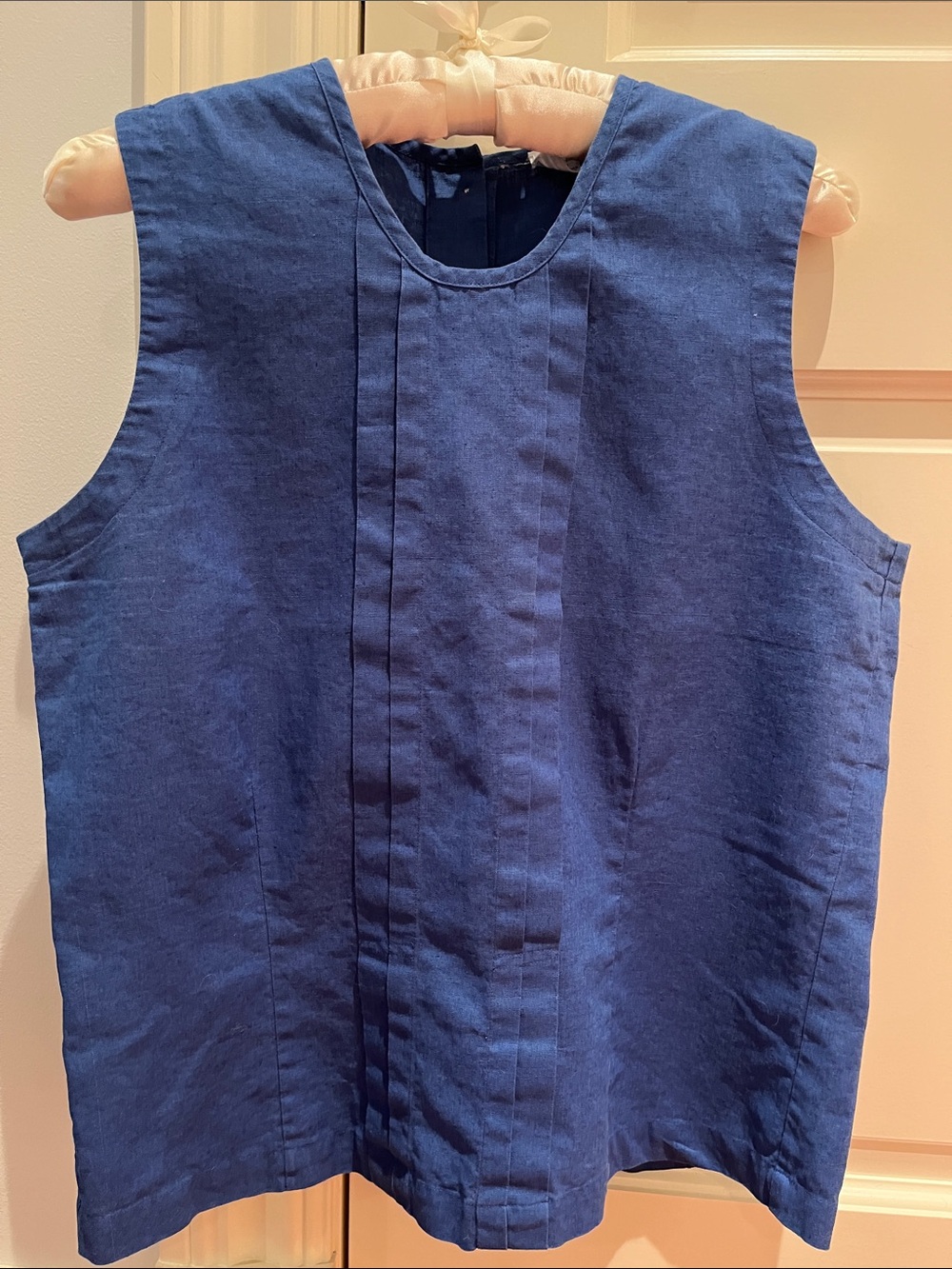 Vintage Sleeveless Blue Pleated Front Top Size 10